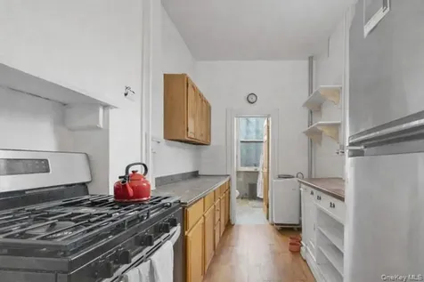 584 Sterling Place Brooklyn NY 11238