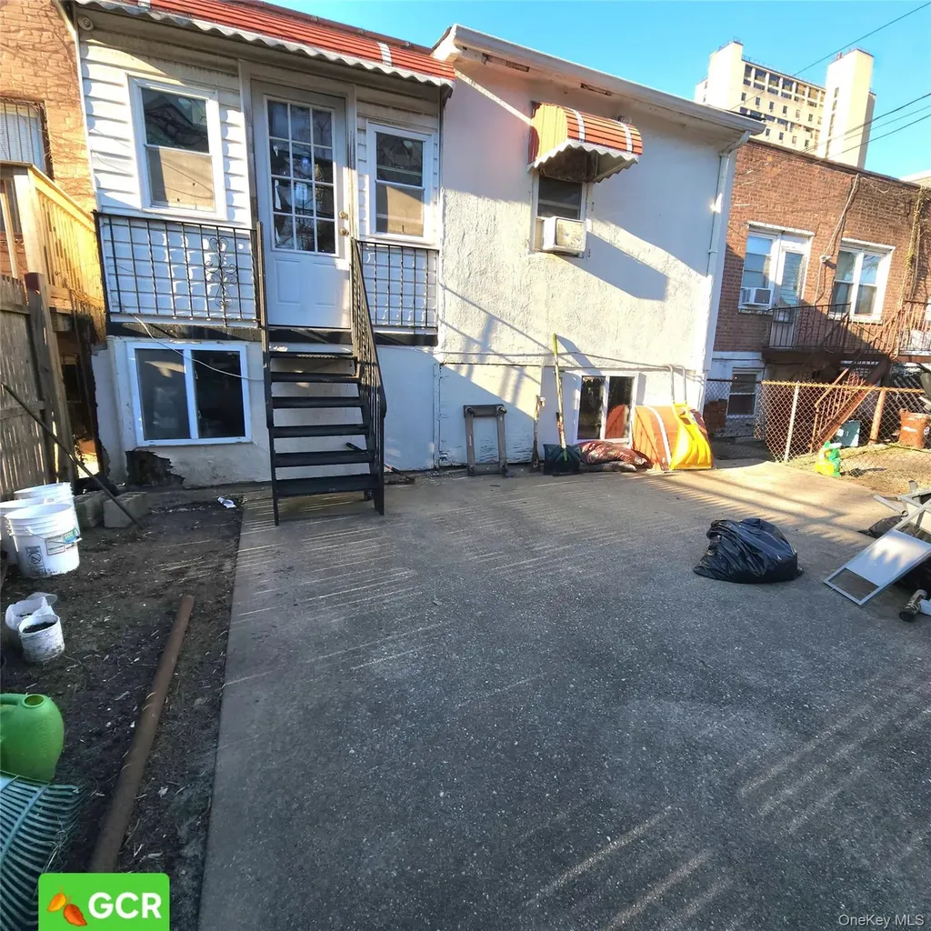 3718 Lyme Avenue Brooklyn NY 11224