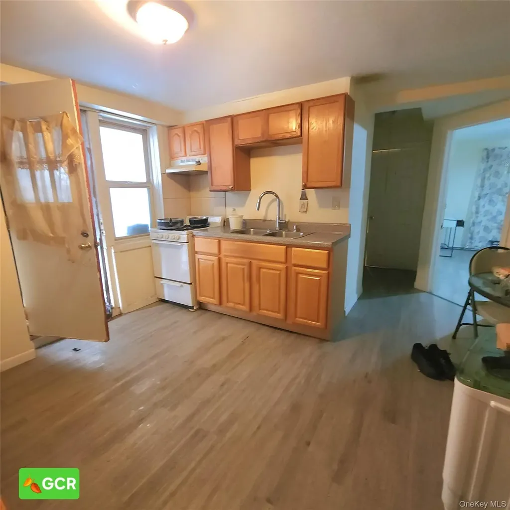 3718 Lyme Avenue Brooklyn NY 11224