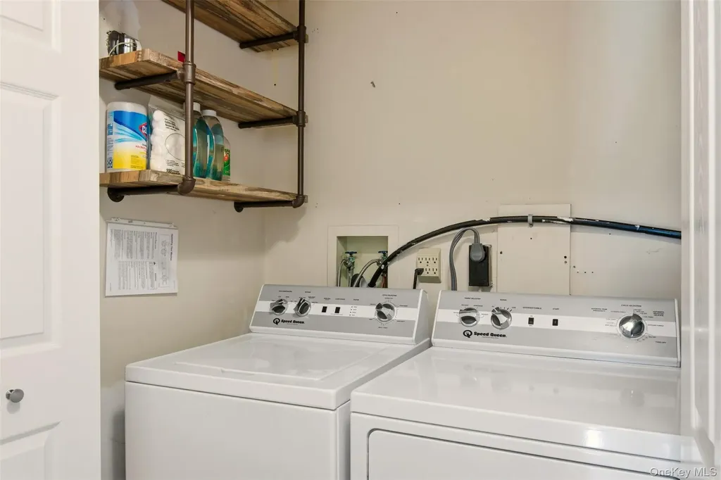 27 Hearthside Drive Mount Sinai NY 11766