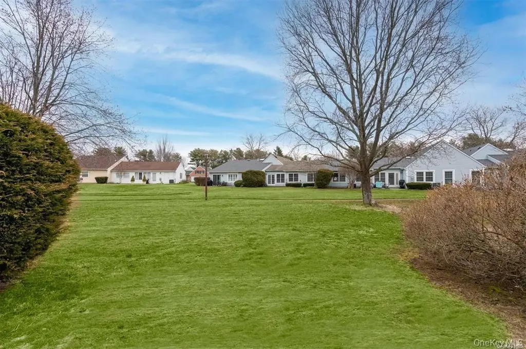 27 Hearthside Drive Mount Sinai NY 11766