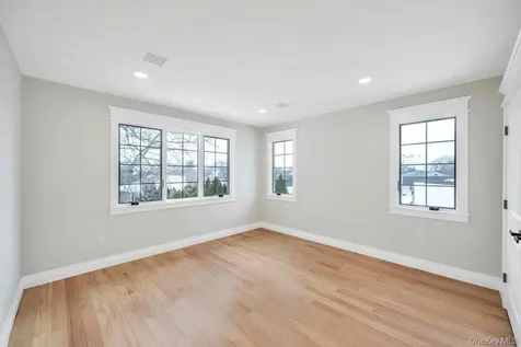 351 Concord Avenue East Meadow NY 11554