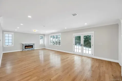 351 Concord Avenue East Meadow NY 11554
