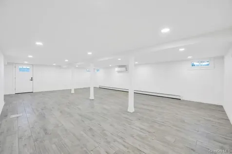 351 Concord Avenue East Meadow NY 11554