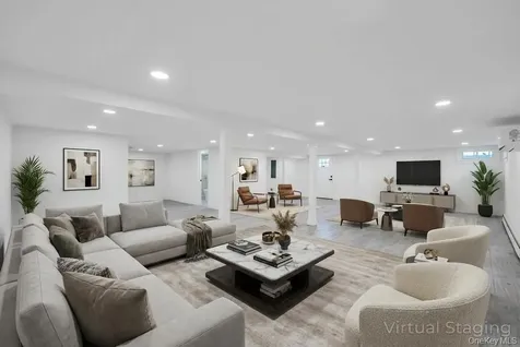 351 Concord Avenue East Meadow NY 11554