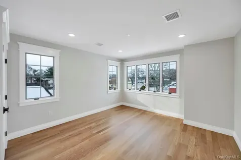 351 Concord Avenue East Meadow NY 11554