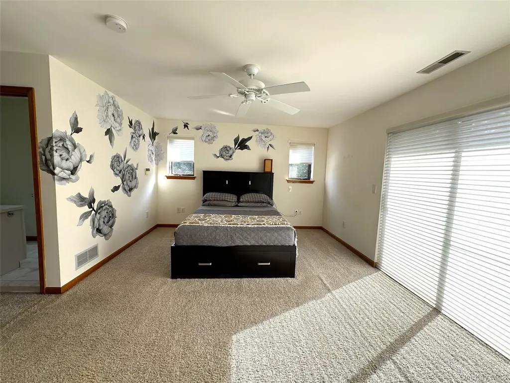211 Falcon Court Poughkeepsie NY 12603