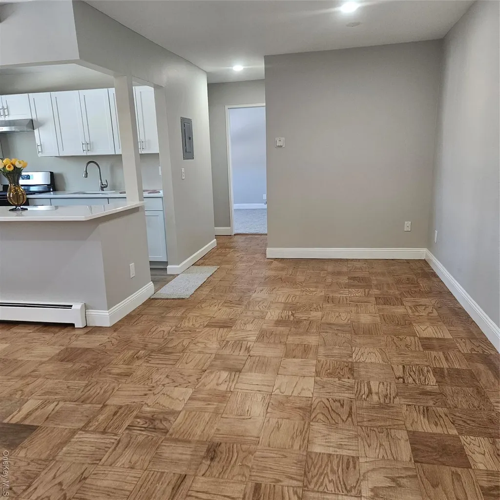 71 Adams Road Central Islip NY 11722