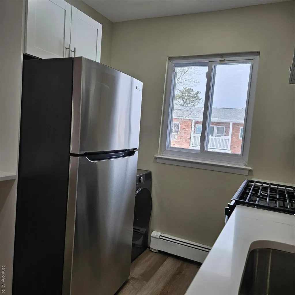 71 Adams Road Central Islip NY 11722