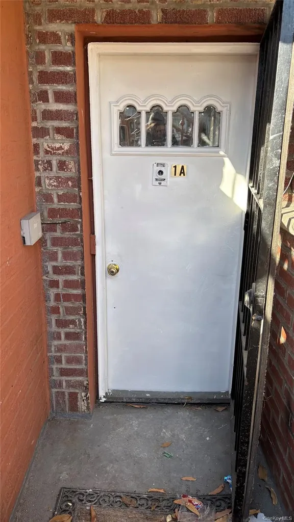 1527 E 172nd Street Bronx NY 10472