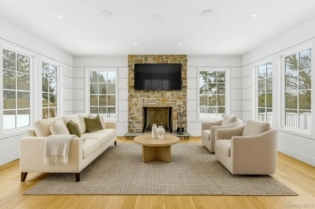 120 Halsey Lane Bridgehampton NY 11932