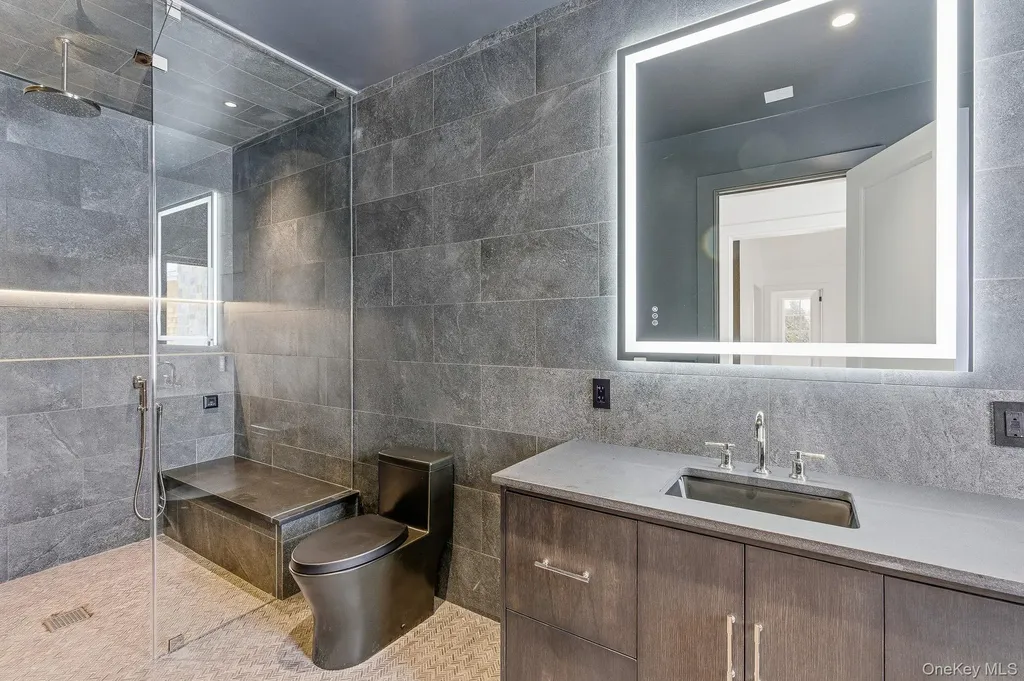 120 Halsey Lane Bridgehampton NY 11932