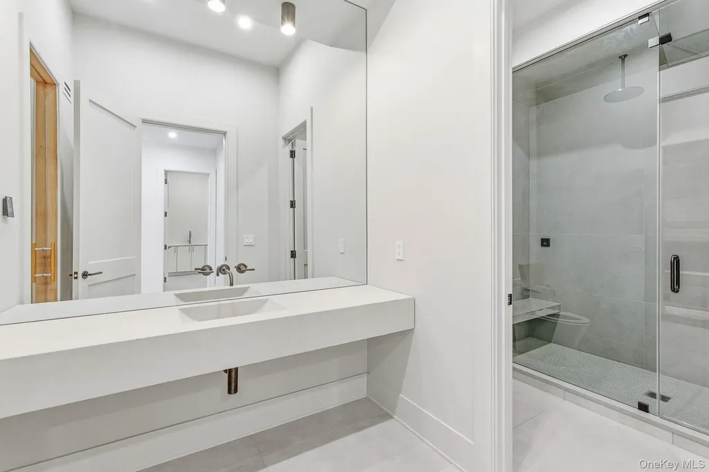 120 Halsey Lane Bridgehampton NY 11932