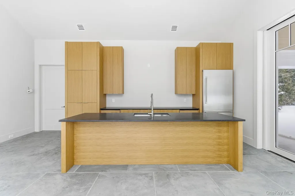 120 Halsey Lane Bridgehampton NY 11932