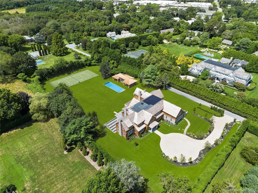 120 Halsey Lane Bridgehampton NY 11932