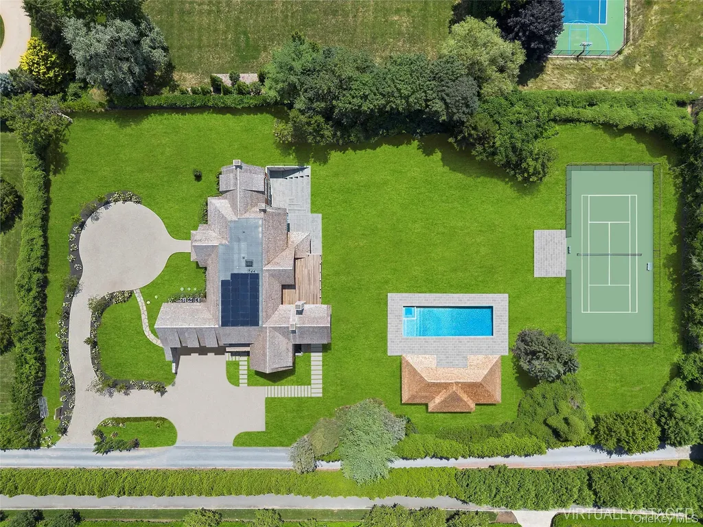 120 Halsey Lane Bridgehampton NY 11932