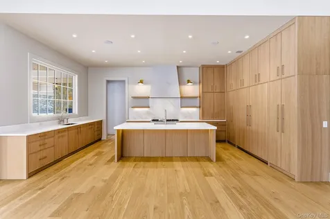 120 Halsey Lane Bridgehampton NY 11932