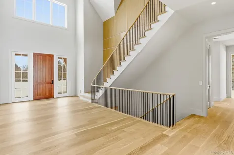 120 Halsey Lane Bridgehampton NY 11932