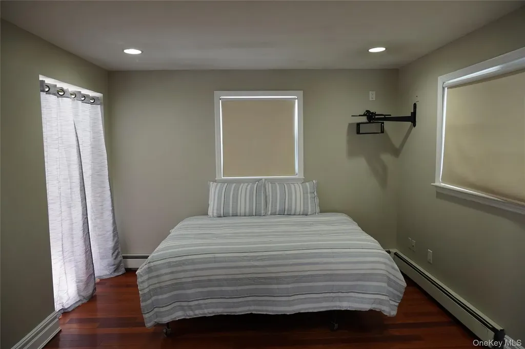 21 Potter Street Patchogue NY 11772