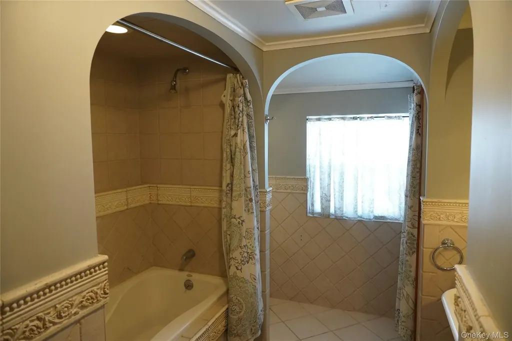21 Potter Street Patchogue NY 11772