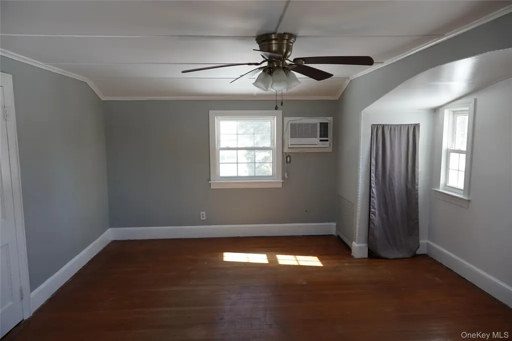 21 Potter Street Patchogue NY 11772