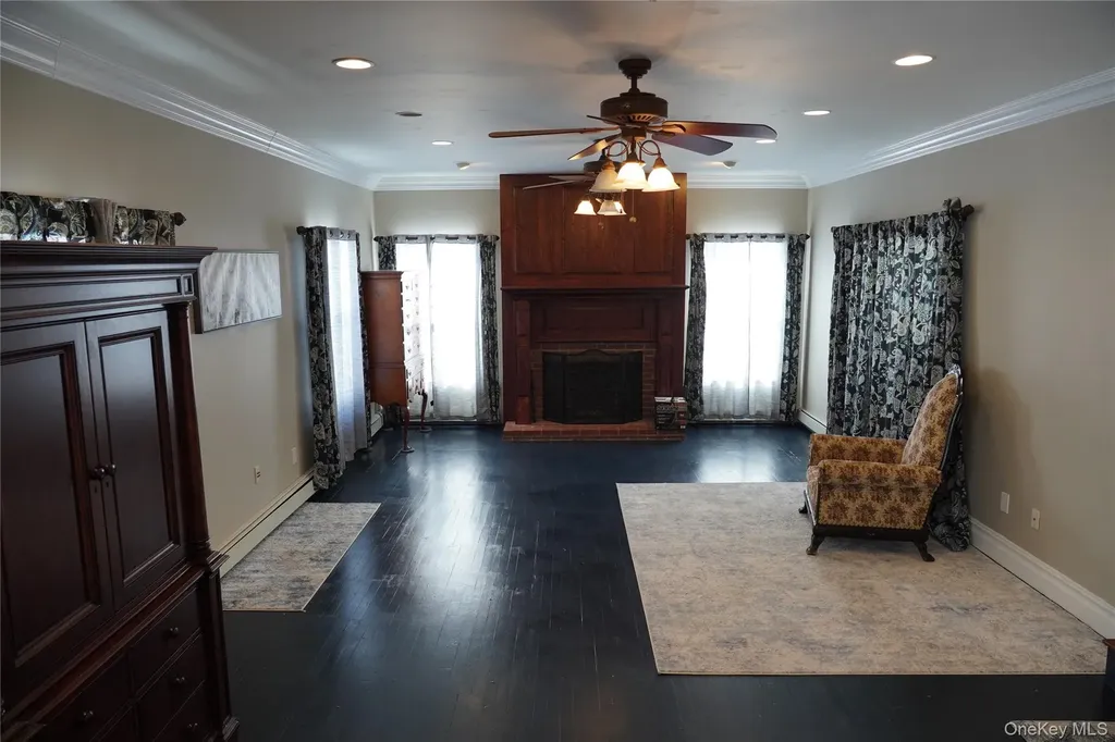 21 Potter Street Patchogue NY 11772