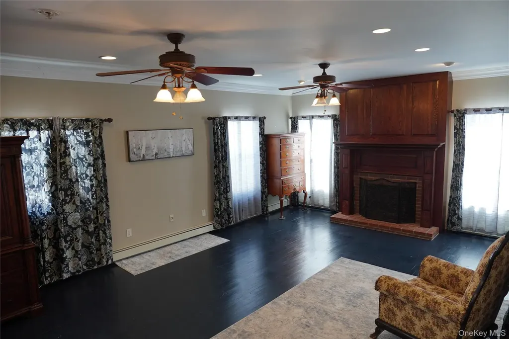 21 Potter Street Patchogue NY 11772