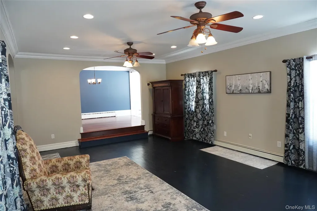 21 Potter Street Patchogue NY 11772