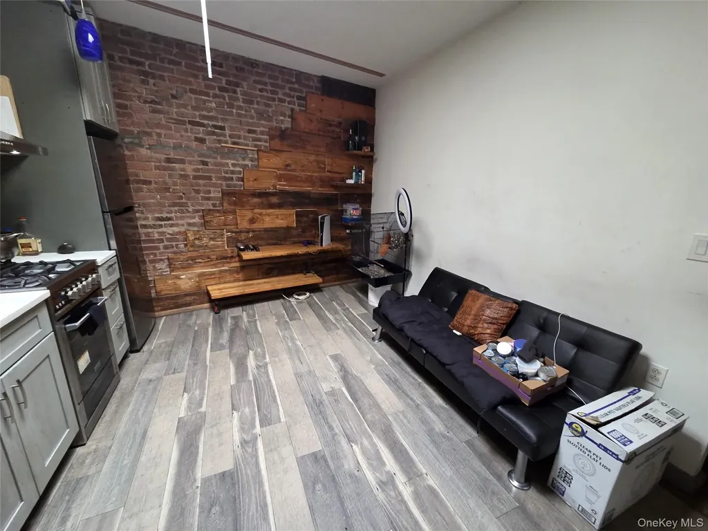 1638 Eastern Parkway Brooklyn NY 11233