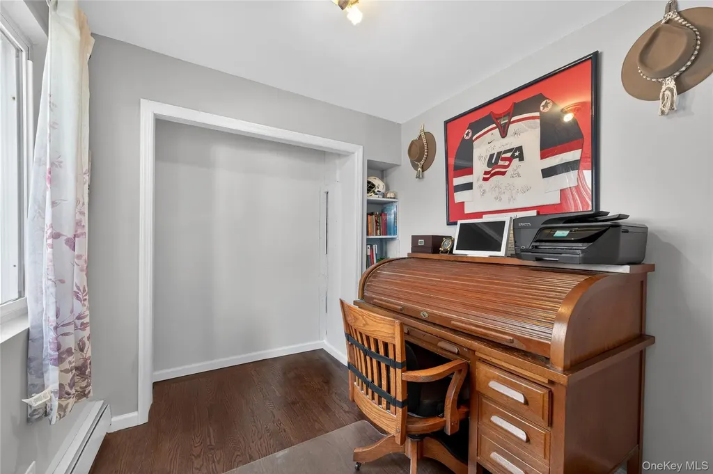 3351 4th Street Oceanside NY 11572