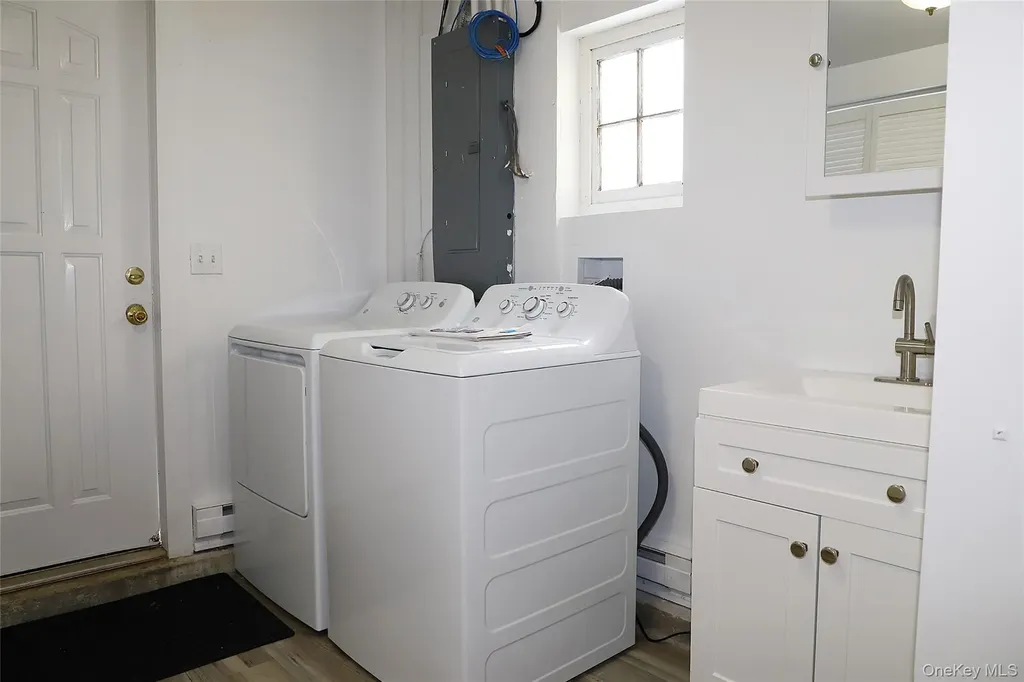 7217 Albany Post Road Red Hook NY 12572