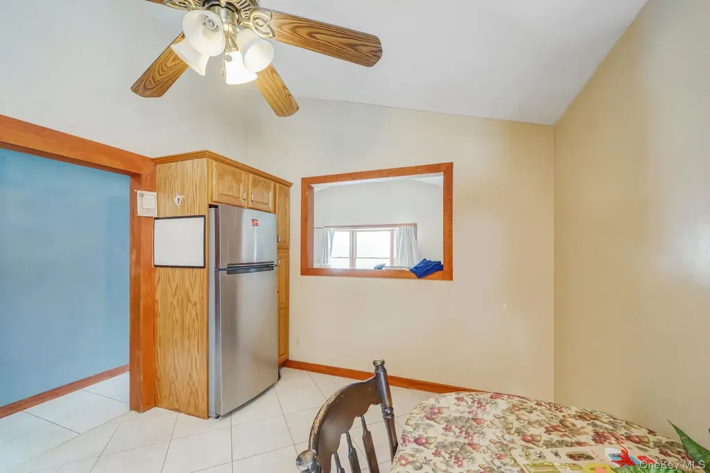 71 Oak Avenue Shirley NY 11967