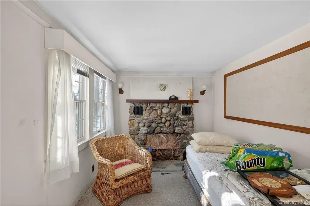 175 Main Avenue Mastic NY 11950