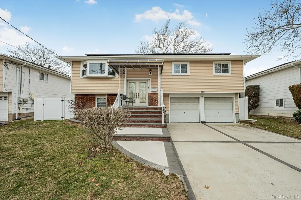 1008 Wood Park Drive Baldwin NY 11510