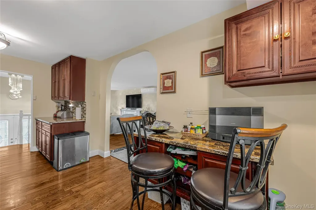 1008 Wood Park Drive Baldwin NY 11510