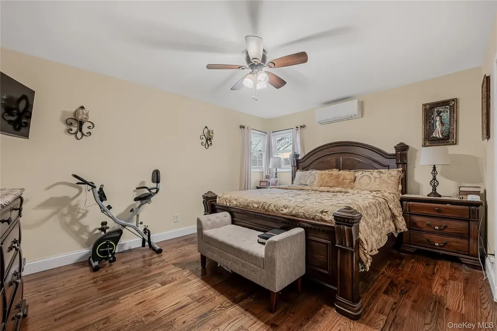 1008 Wood Park Drive Baldwin NY 11510