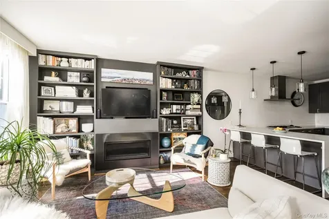 314 Warren Street Hudson NY 12534