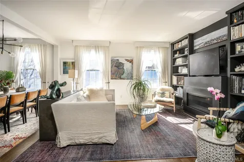 314 Warren Street Hudson NY 12534