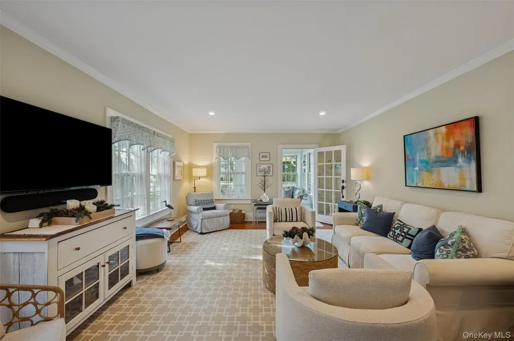 50 Lamb Avenue Quogue NY 11959