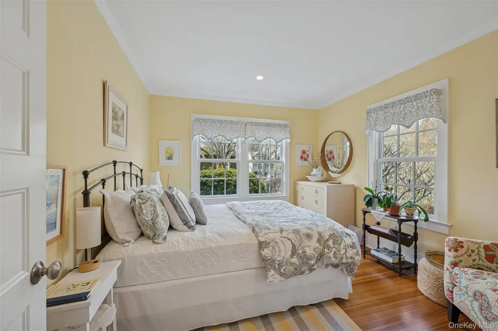 50 Lamb Avenue Quogue NY 11959