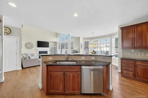 205 Buttonwood Way Hopewell Junction NY 12533