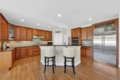 205 Buttonwood Way Hopewell Junction NY 12533