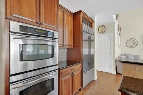 205 Buttonwood Way Hopewell Junction NY 12533