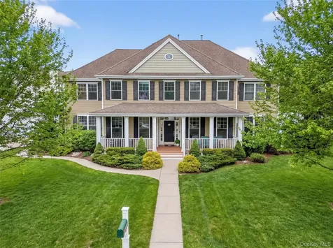 205 Buttonwood Way Hopewell Junction NY 12533