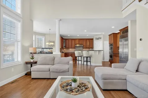205 Buttonwood Way Hopewell Junction NY 12533