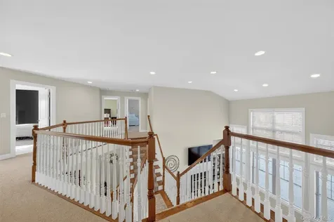 205 Buttonwood Way Hopewell Junction NY 12533