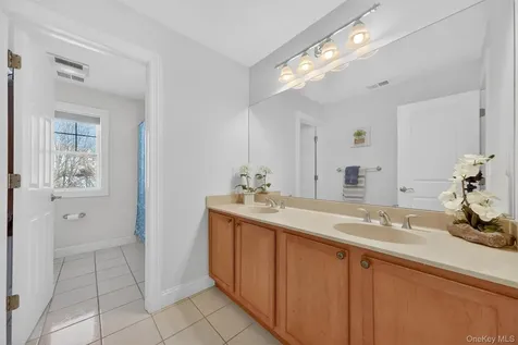 205 Buttonwood Way Hopewell Junction NY 12533