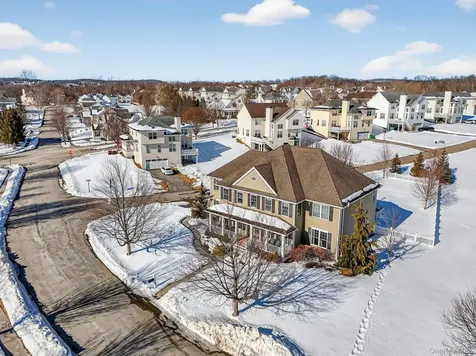 205 Buttonwood Way Hopewell Junction NY 12533