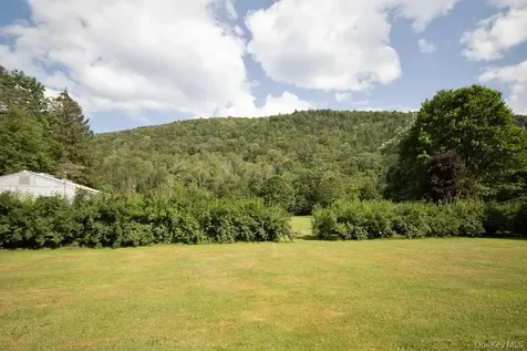 162 Rockland Road Roscoe NY 12776