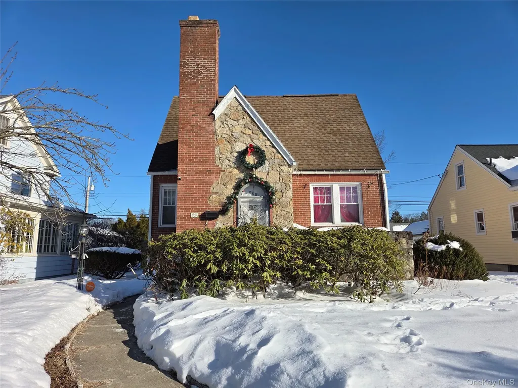 208 S Grand Avenue Poughkeepsie NY 12603